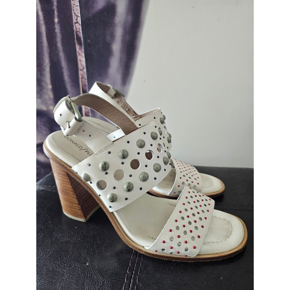 Donald Pliner Estee White Leather Studded Block Heel Sandals Womens 10M